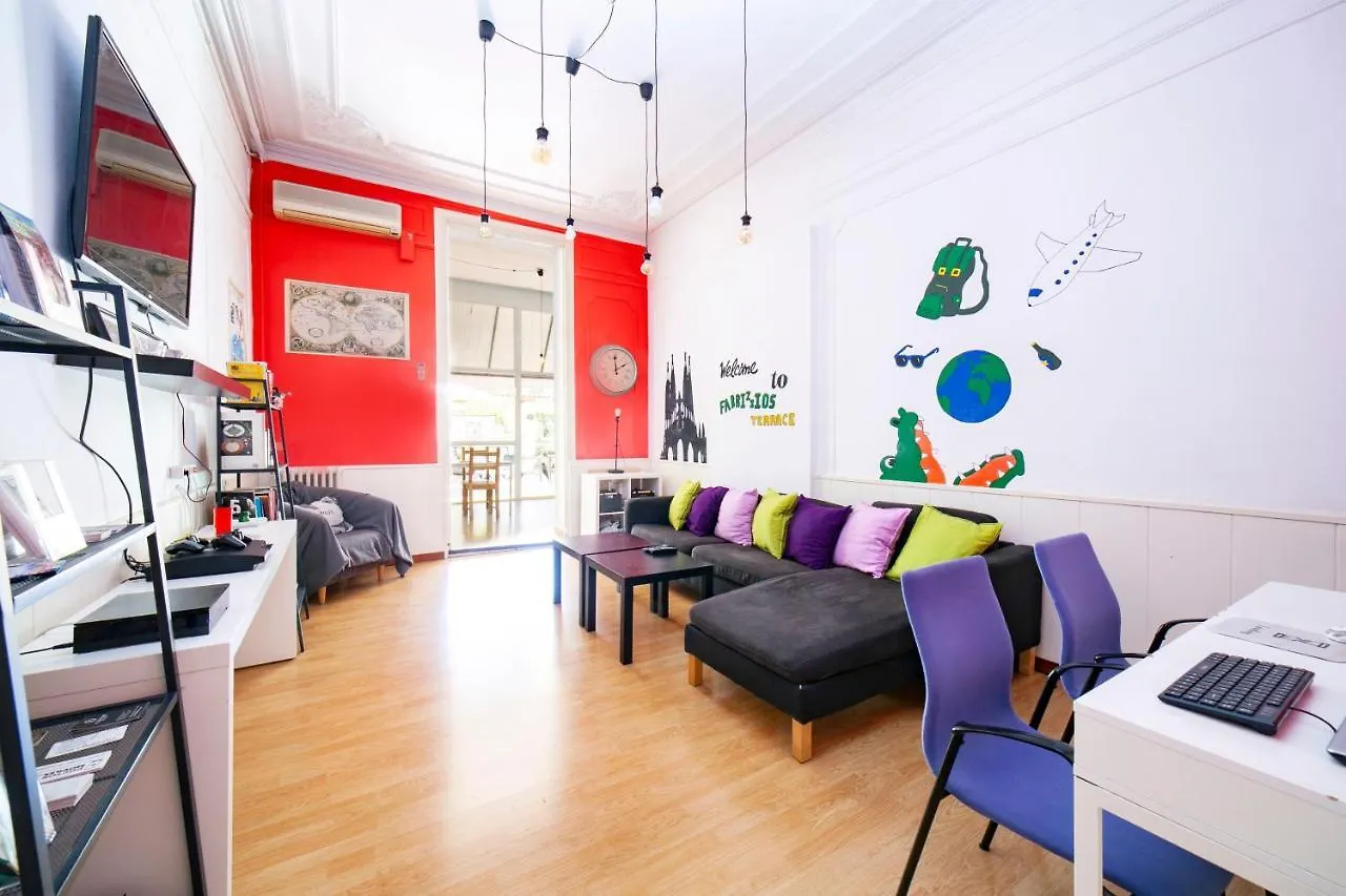 Fabrizzios Terrace Hostel Barcelona