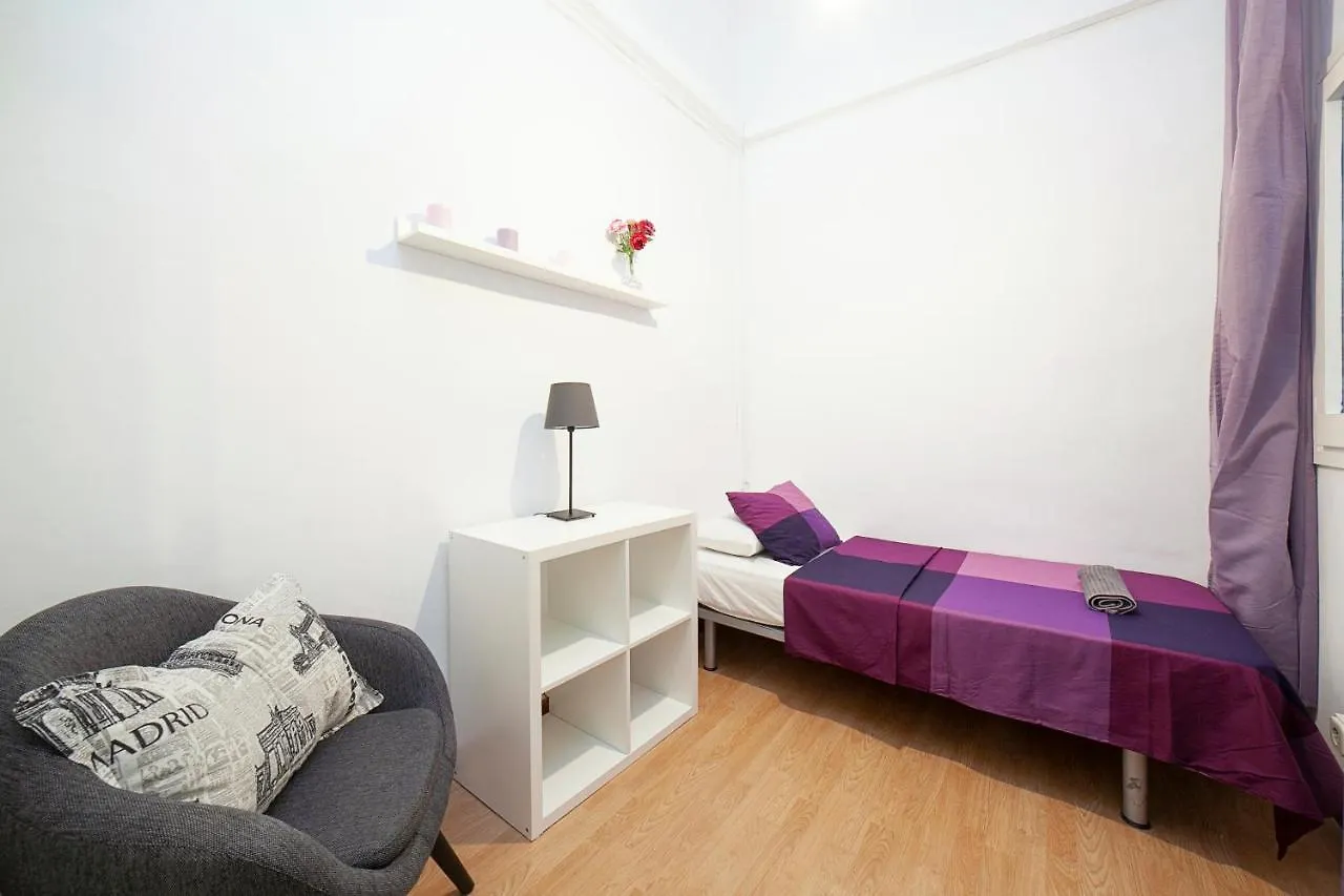 ברצלונה Fabrizzios Terrace Hostel ספרד