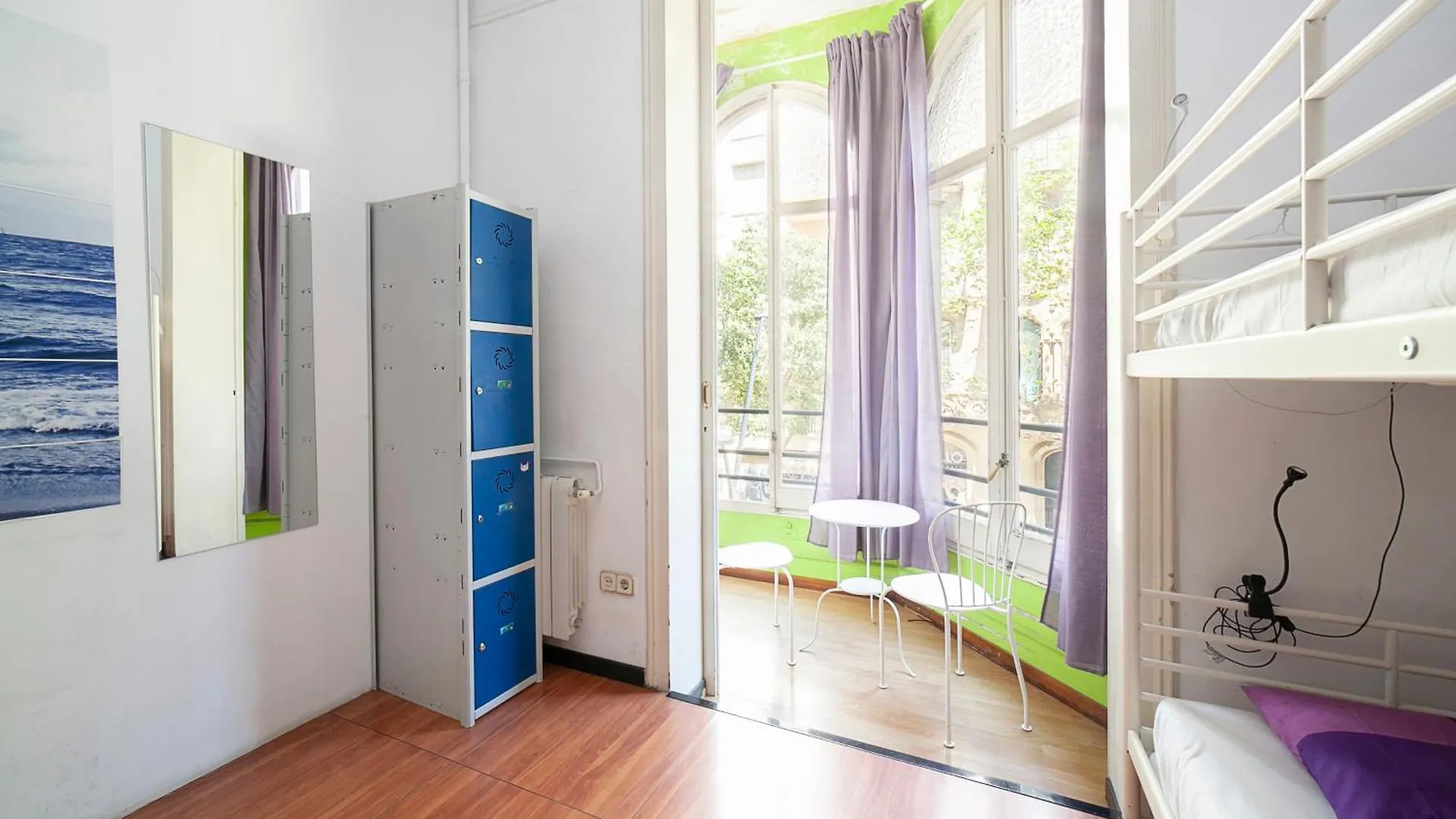 ברצלונה Fabrizzios Terrace Hostel 0*,